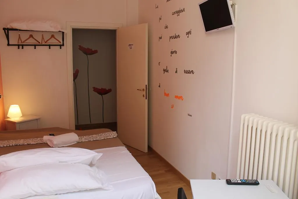 My Room Center Station Lecco 0*,  Italy