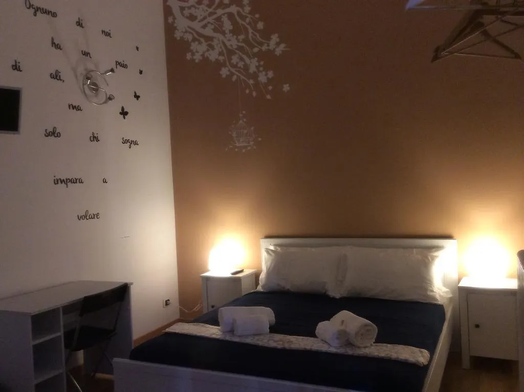 Bed & Breakfast My Room Center Station Lecco